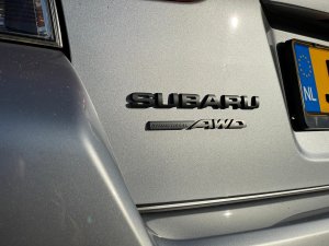 subaru awd logo zwart adventure pack custom made niestcar heemskerk