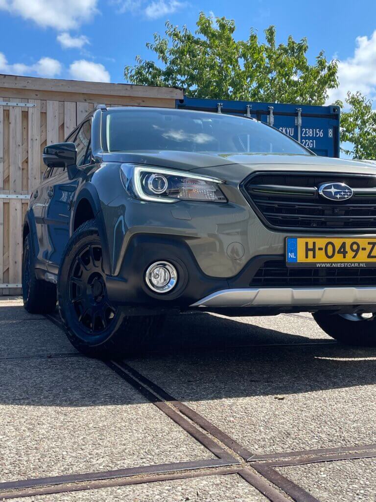 Subaru Outback advance X, voorzien van readylift liftkit bij niestcar Heemskerk. Adventure in Nederland. Subaru Wilderness