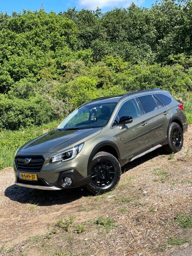 Subaru Outback advance X, voorzien van readylift liftkit bij niestcar Heemskerk. Adventure in Nederland. Subaru Wilderness