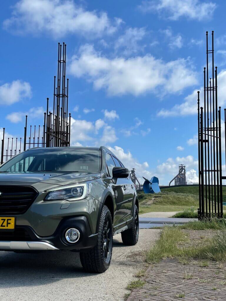 Subaru Outback advance X, voorzien van readylift liftkit bij niestcar Heemskerk. Adventure in Nederland. Subaru Wilderness