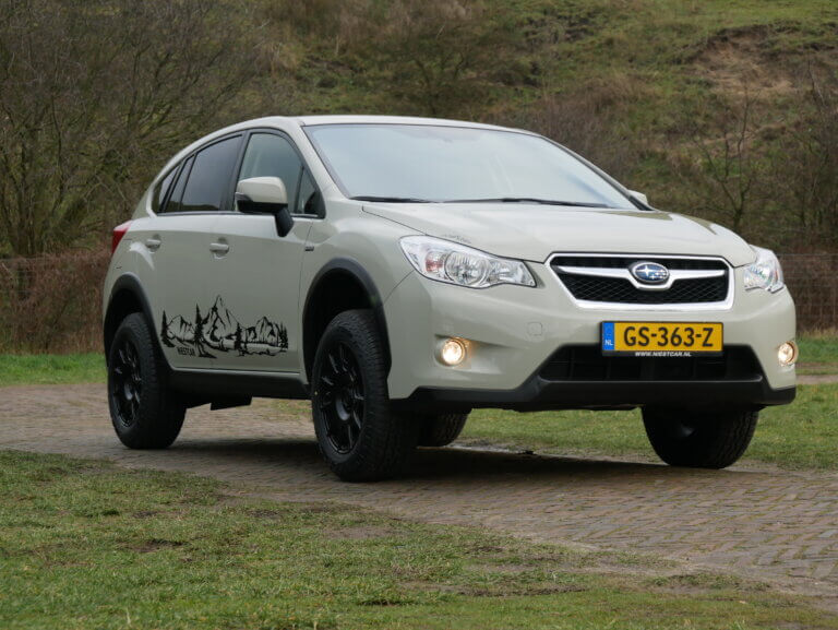 subaru xv desert khaki liftkit niestcar heemskerk custom made adventure