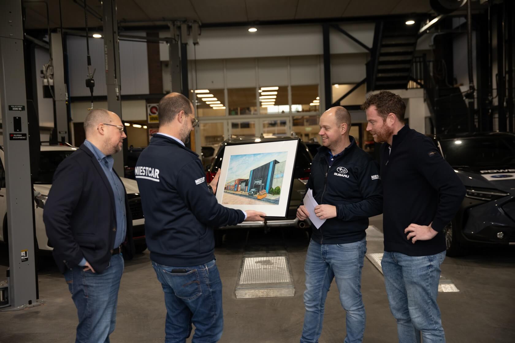 Mark, Bob en Coen Niesten nodigen u uit voor de feestelijke opening van hun nieuwe werkplaats in Heemskerk op vrijdag 29 december.