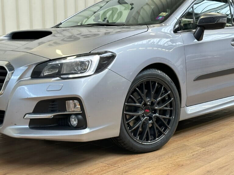 subaru levorg 18 inch velgen